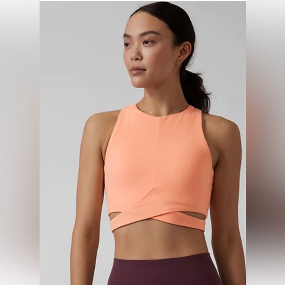NWT Athleta Conscious Cut Out Crop